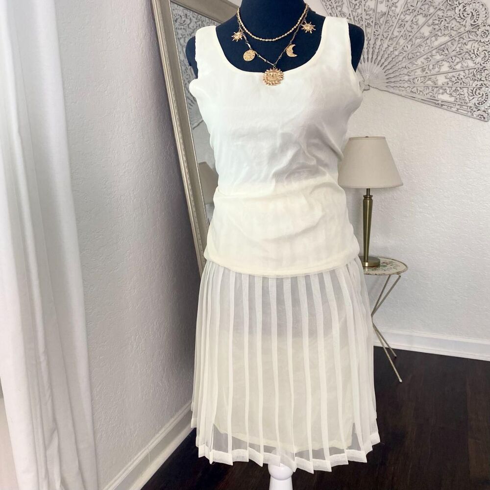 Vintage Wrapper USA White Pleated Sheer Skirt + Tank Set 2pc Matching Sets M